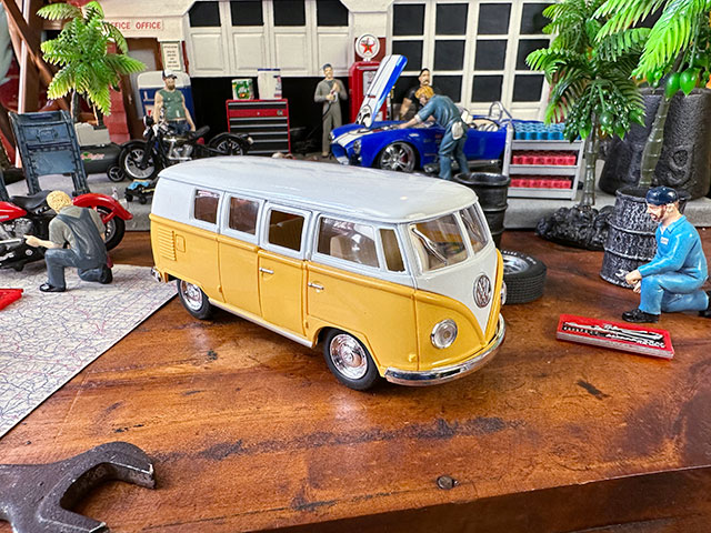 楽天市場】1962年 フォルクス・ワーゲン ワーゲンバス ミニカー 1/32