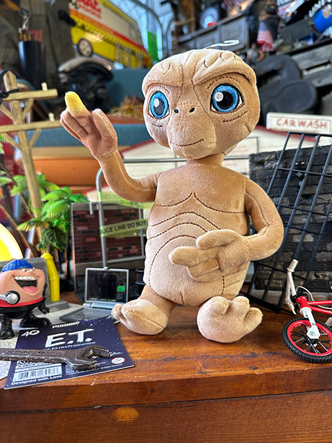 E.T. ぬいぐるみ 楽天市場】ぬいぐるみ E.T. かわいい 生活雑貨 人気 ギフト