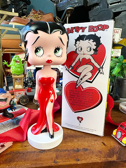 ファンコ ベティ 楽天市場】ファンコ バケーションベティ ボビングヘッド FUNKO
