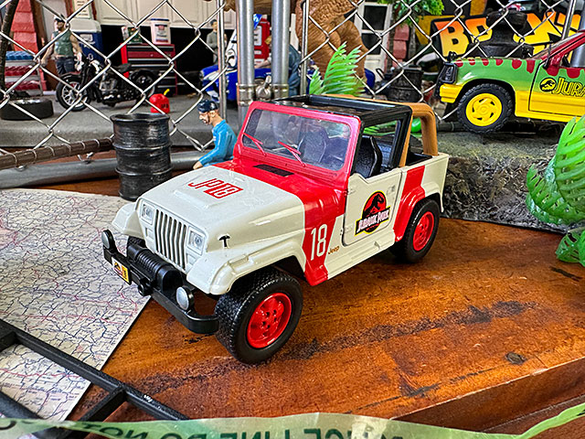 ジュラシックパーク Ford Explorer Jeep 2点セット ジュラシックパーク Ford Explorer Jeep 2点セット