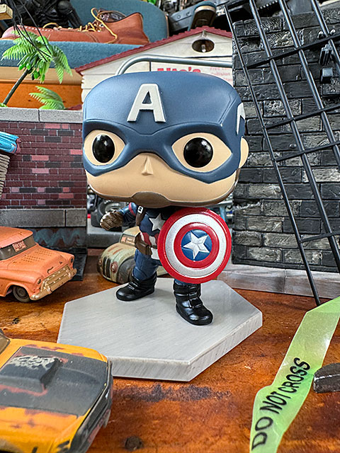 新品　マーベル ファンコポップ　アベンジャーズ　人気キャラ　10体セット！限定含 Amazon.co.jp: Funko Pop!デラックス マーベル:アベンジャーズ
