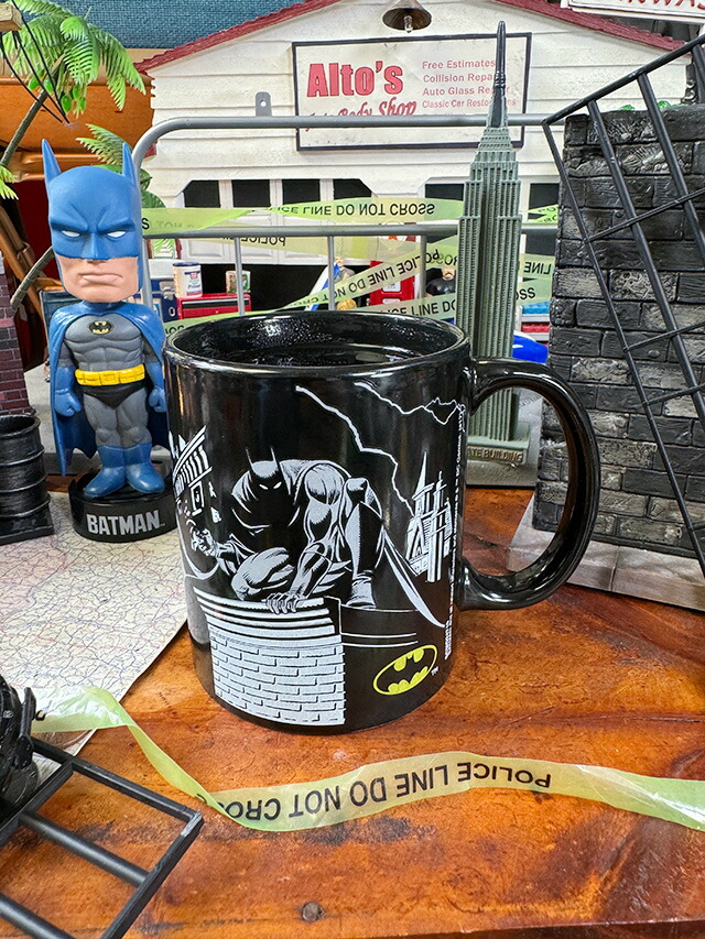 楽天市場】バットマン マグカップ 陶器製 キャラクターグッズ アメコミ