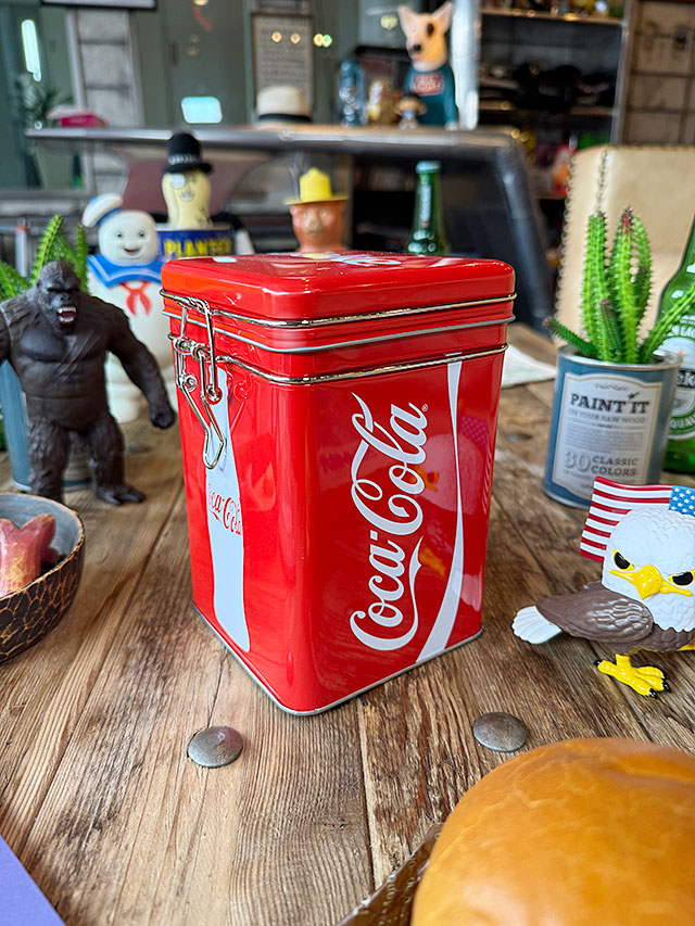 楽天市場】コカ・コーラ ラウンドトップ ティンキャニスター （1960