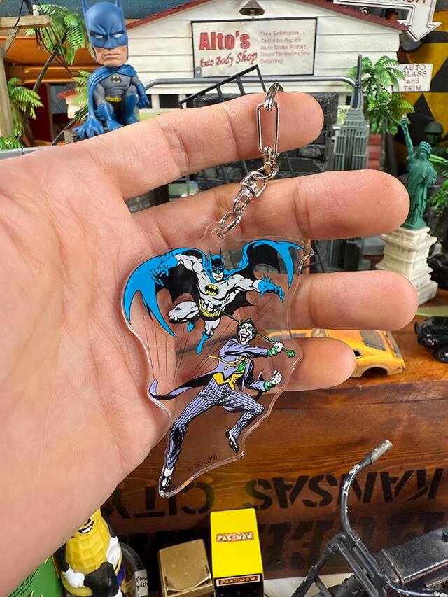 楽天市場】バットマンキャンディボールホルダー 【 ハロウィン