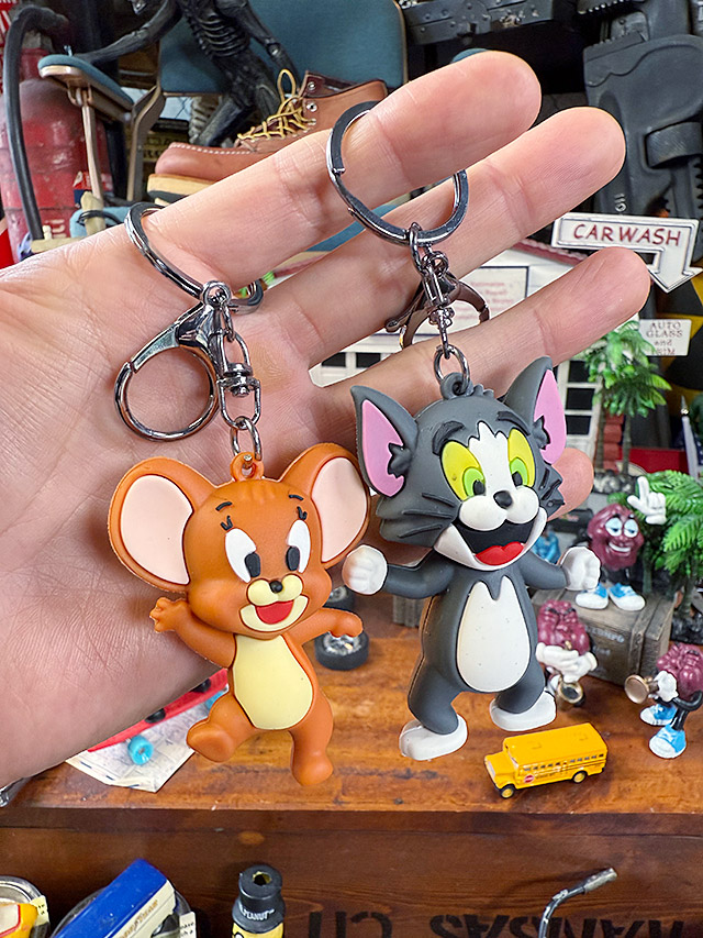楽天市場】トムとジェリー ぬいぐるみキーホルダー （2体セット