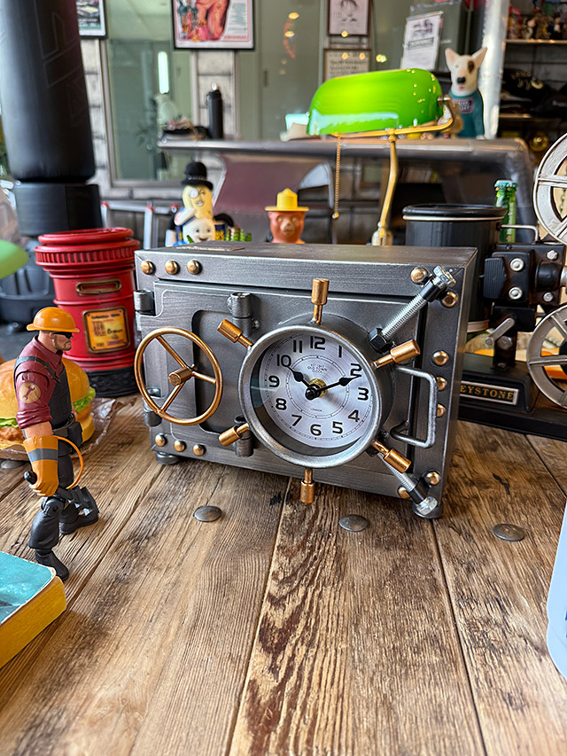 プロペラ型掛け時計 プロペラ型掛け時計