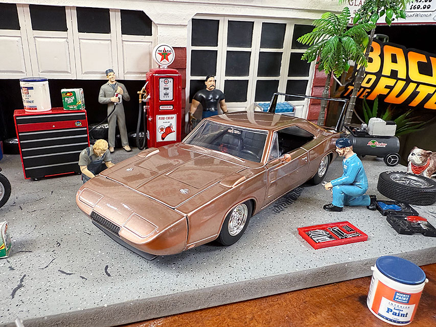 JADA トムとジェリー 2015 ダッジ・チャレンジャー・ヘルキャット Jada 1:24 Tom & Jerry 2015 Dodge Challenger Hellcat with