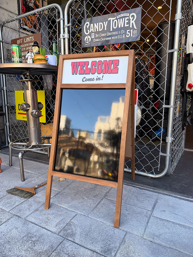 OPEN & WELCOME　ウッドスタンドサイン　ブラックボード　アメリカン雑貨　アメリカ雑貨　グッズ　おしゃれ　ショップインテリア｜アメリカ雑貨通販キャンディタワー