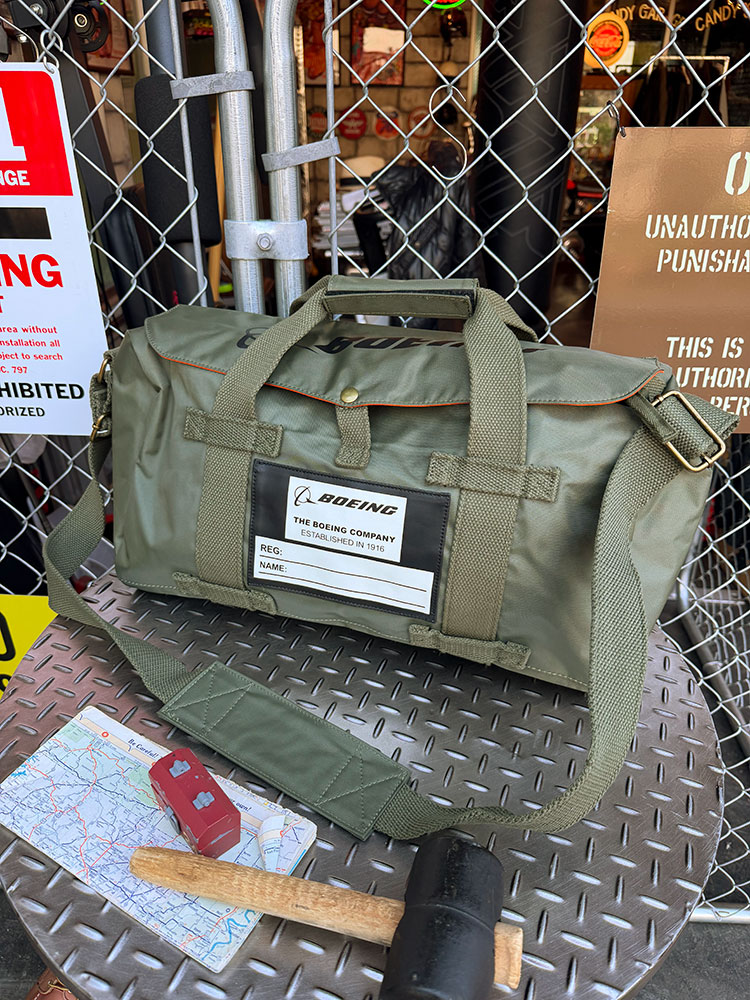 ボーイング　ストウバッグ　RED CANOE　レッドカヌー　アメリカン雑貨　アメリカ雑貨　ミリタリーグッズ　ミリタリー雑貨　サバイバルゲーム　サバゲー　おしゃれ かっこいい　ガレージ雑貨　ガレージング雑貨　ショップインテリア アメカジ　カジュアル　カバン　鞄