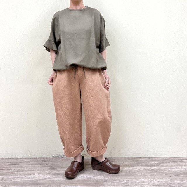 Vlas Blommeワークリネンコットン(Work Linen Cotton)ワイドダーツパンツ13513046(ヴラス ブラム)MADE IN JAPAN(日本製)
