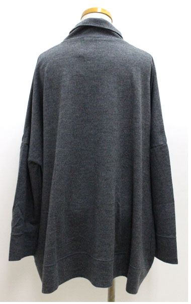 レビューで送料無料 Universal Tissu ユニヴァーサル ティシュ ルミナリーミルドビッグタートルプルオーバー Ut193ct047 人気が高い Www Eh Net Sa