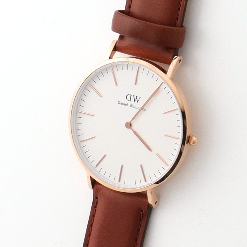 ダニエルウェリントン メンズ  ウオッチ 三尺帯 なめし革 白いこと 赤銅色 Daniel Wellington Classic 40粍 DW00100006  かっこいい カッコイイ  オシャレ 今めかしい
