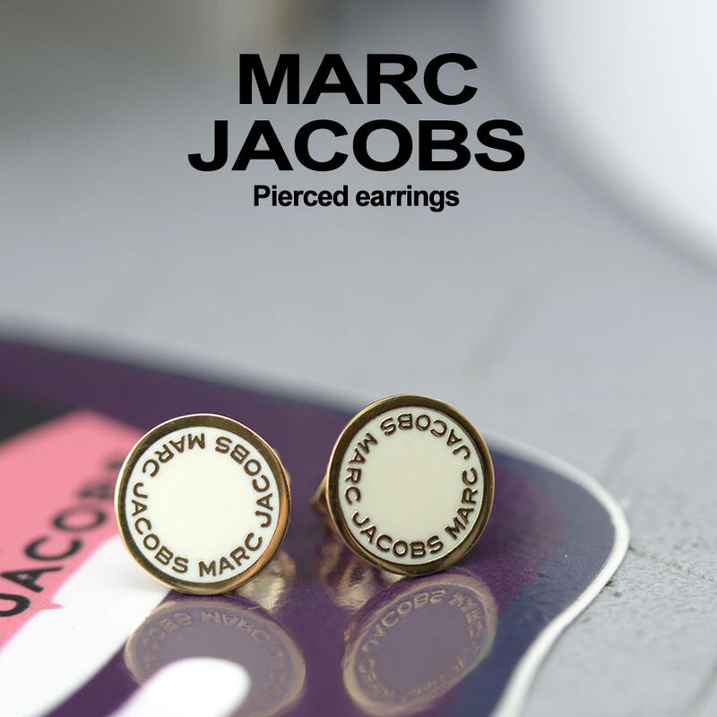 最安 Marc Jacobs ジュエリー マークジェイコブス ピアス ロゴ ディスク エナメル Logo Disc Enamel レディース M 106 人気 ブランド ロゴ 小さめ 小さい 大人 かわいい 両耳 彼女 女性 誕生日 記念日 代 30代 40代 新社会人 プレゼント ギフト