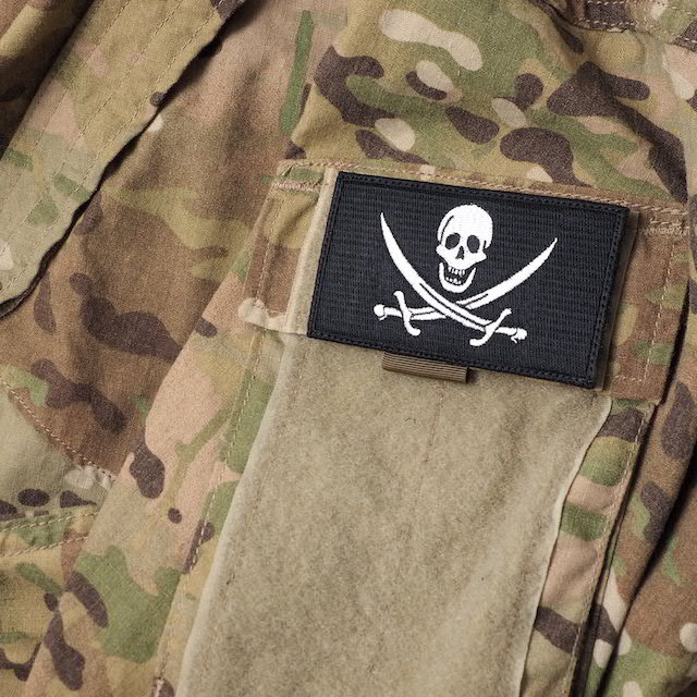 楽天市場 ミリタリーパッチ Calico Jack Jolly Roger Flag Patch キャリコジャック ジョリーロジャー 海賊旗 パッチ フック付き ｃａｐｔａｉｎ ｔｏｍ S