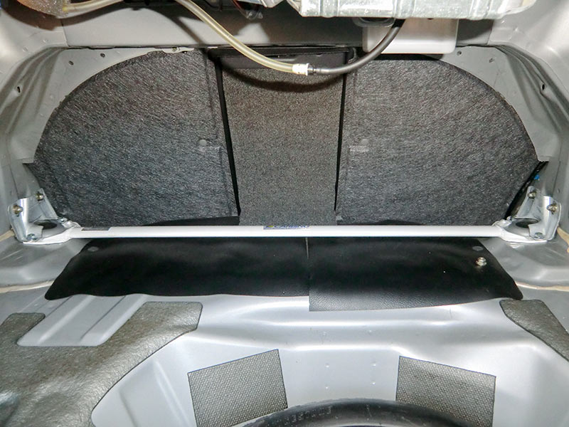 オクヤマ ストラットタワーバー Iタイプ スバル レガシィB4 BE5 リア スチール OKUYAMA 651 508 0｜車パーツDIY