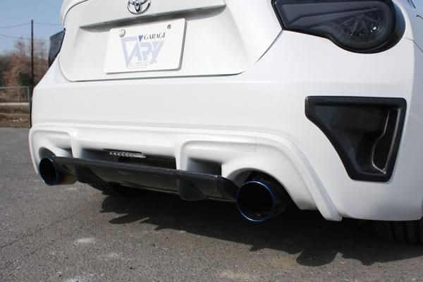 ガレージベリー 86前期 リアディフューザー+センターフラップ ZN6 GARAGE VARY 30-2014 法人様のみの配送|車パーツDIY