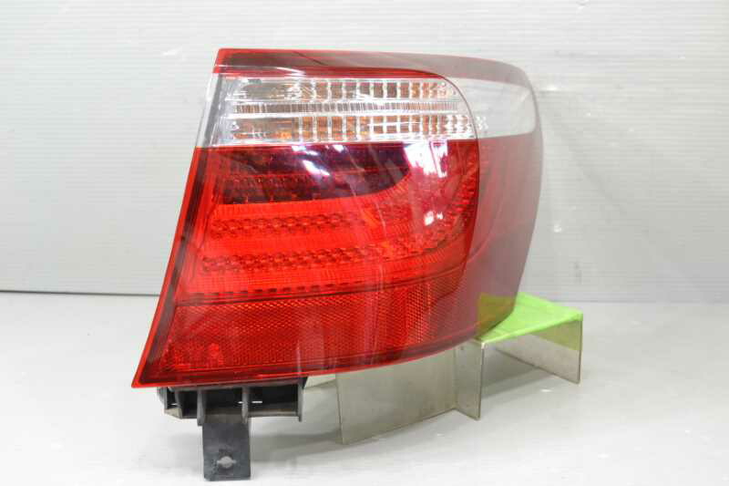 トヨタ　ソアラ[UZZ40] LEDテールランプ＆レンズ　左右 トヨタ ソアラ[UZZ40] LEDテールランプ＆レンズ 左右