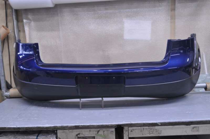 ワーゲン ゴルフ5 Golf V FSI 右ハンドル車 後期(1KBLP) 純正 破損無 取付OK リアバンパー 青 LD5Q 1K6 807 421A k094389 中古20260203