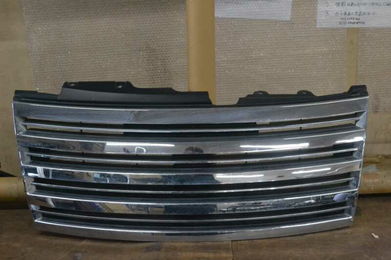 〇中古〇　Ｅ５１　エルグランド ハイウェイスターグリル　グリル　フロントグリル　62310 WB40A/B　日産　現状　 日産 エルグランド ハイウェイスターの中古車詳細