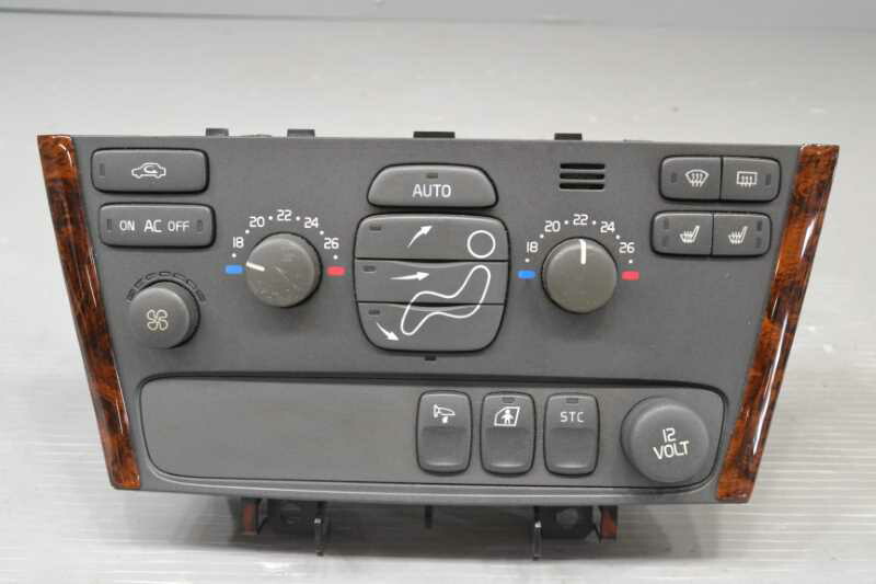 中古 旧車 希少 VOLVO ボルボ V70/エアコン/スイッチ/AC操作