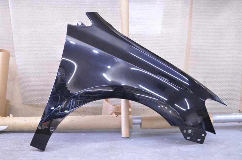 フォルクスワーゲン ポロ TSI 前期(6RCBZ) 純正 破損無 取付OK 右 フロントフェンダーパネル 黒 k090804 中古20250624