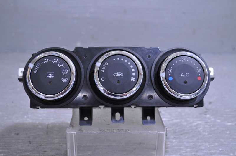 ベリーサ 後期(DC5W) 純正 破損無 取付OK 動作保証 エアコンスイッチ K1900D0C-01 /D01C-61-190 k091581 中古20250811