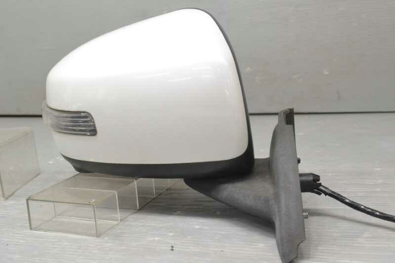 デイズ ハイウェイスター 前期(B21W) 純正 破損無 取付OK 動作保証 右 ドアミラー 11P 電格 ウィンカー カメラ付 W13 / 96301-6A07C k086417 中古20241002