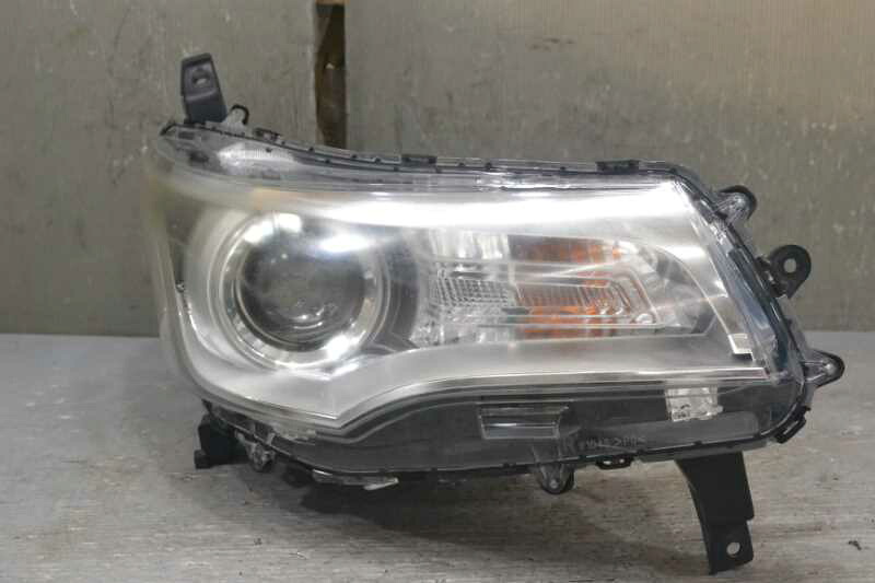 デイズ HWS ターボ 前期(B21W) 純正 スタンレー 破損無 取付OK 動作保証 右 ヘッドライト バラスト HID キセノン レベライザー付 W1048 / 26010-6A02G K066658 中古20221126
