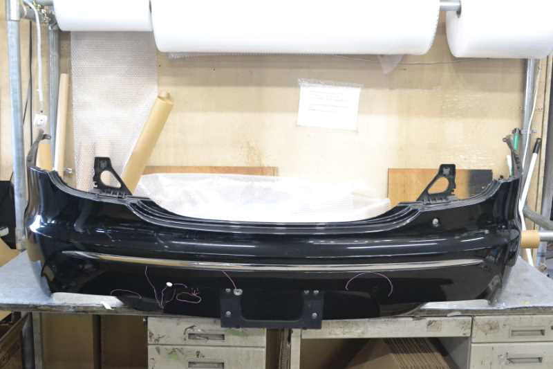 ジャガー XJ X351 純正 リアバンパー ソナー付 黒 k087432 中古20241121