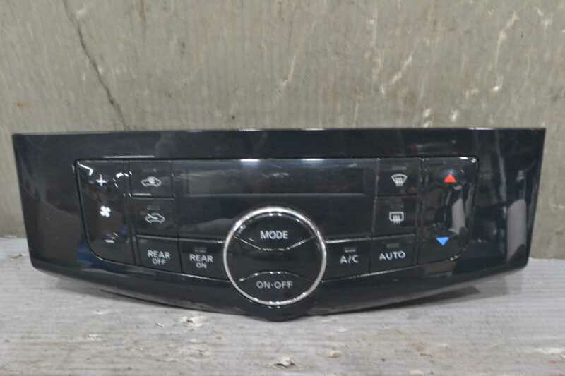 セレナ HWS HV 前期(HFC26) 純正 破損無 取付OK 動作保証 エアコンスイッチ / 27500-1VA0A k068086 中古 北九州店 20230112