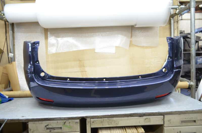 コルト プラス RX 前期(Z23W) 純正 破損無 取付OK リアバンパー T65B 2Y45 /MN170693 k093893 中古20251229