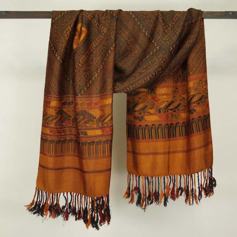 楽天市場】ラオス 浮き織 手織り 絹織物 幅広 シルク スレンダー