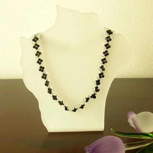 楽天市場】スワロフスキー ビーズ ネックレス 送料無料 : きゃら