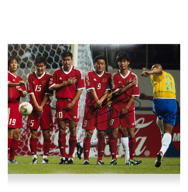 楽天市場 ロベルト カルロス 直筆サインフォト ブラジル代表 02 Fifa ワールドカップ ゴール Vs チャイナ Roberto Carlos Signed Brazil Photo 02 Fifa World Cup Goal Vs China カードファナティック