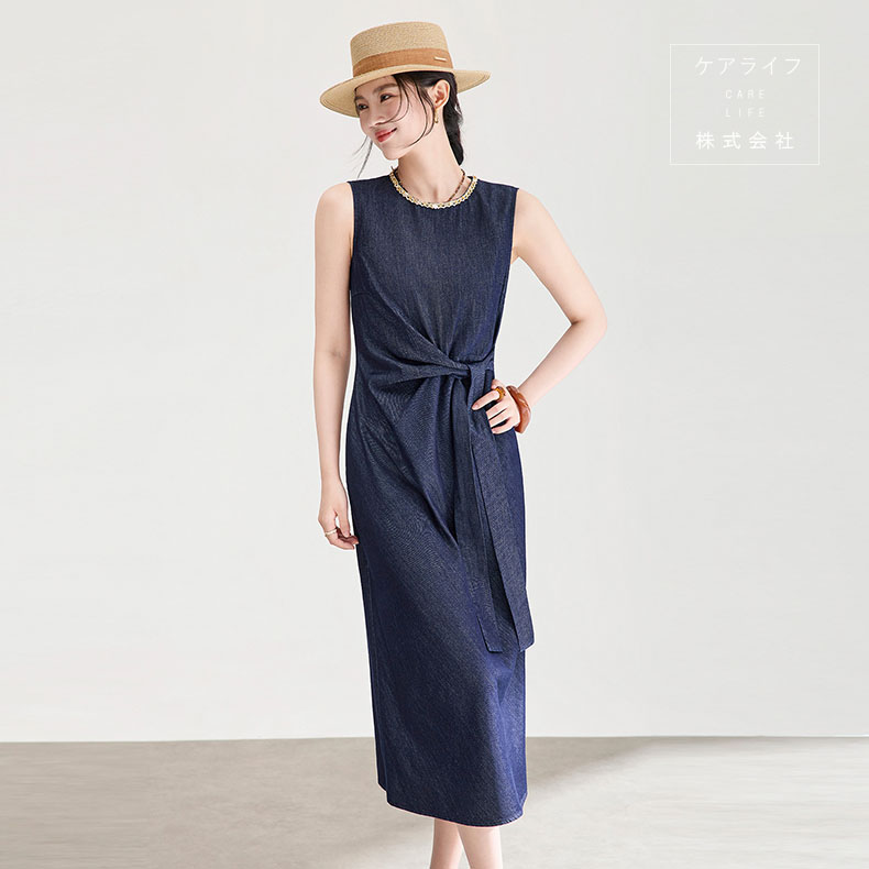【夏お召しもの】刺しゅう柄ジーンズ衣装 ロング丈衣装 ノースリーブデニムドレス 御芽出度衣装 女子らしいお召しもの デニムパーティードレス フィスビジネス通いでき事御役目用ワンピースデートディナー生まれ落ちる会セレモニーワンピーススーツ フォーマルドレス A生産ラインお召しもの