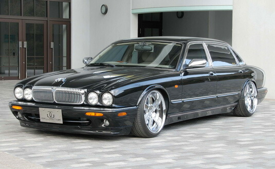 ButterflySystem　バタフライシステム　（GLANZ/グランツ）　JAGUAR　ジャガー　X308　XJ　ロング　後期　フロントハーフスポイラー 42,900円