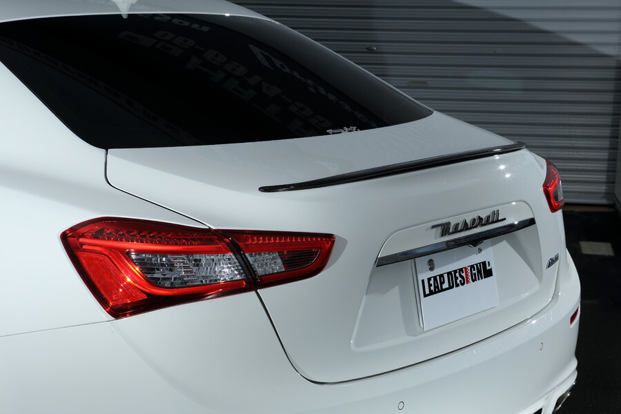 マセラティ　ギブリ　カーボン　トランクスポイラー MASERATI マセラティ ギブリ用 MLデザイン カーボン トランク