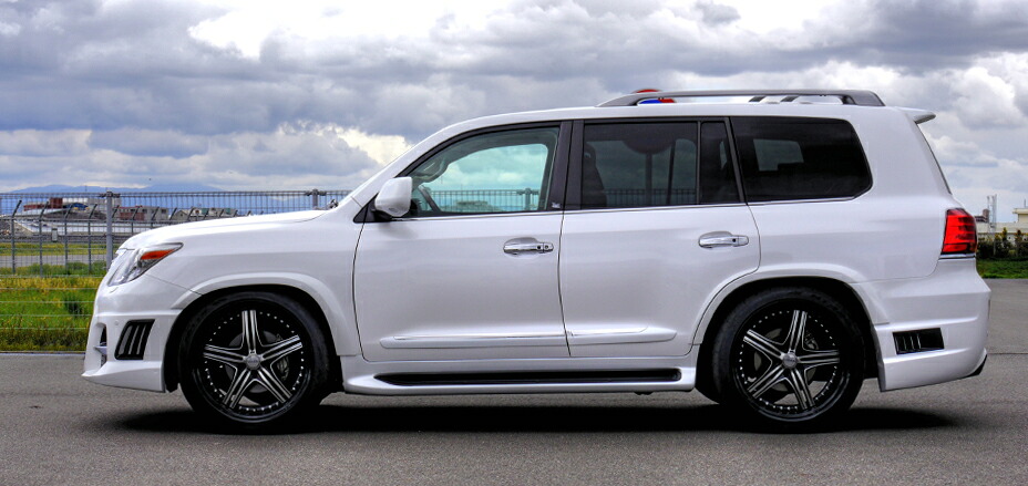 WALD ヴァルド(SPORT LINE BLACK BISONEDITION　スポーツラインブラック バイソン エディション）レクサス　LX570　URJ　200　オーバーフェンダー（10P）
