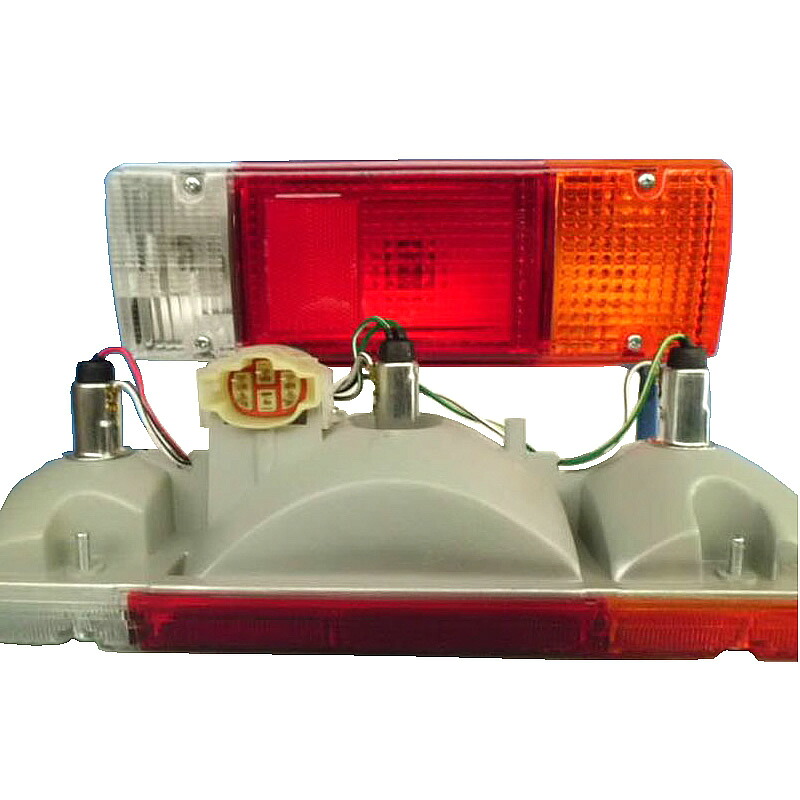 千代田 テールランプASSY 12V 右側 トヨタ 対応純正品番：81550-39465 CGC-30307