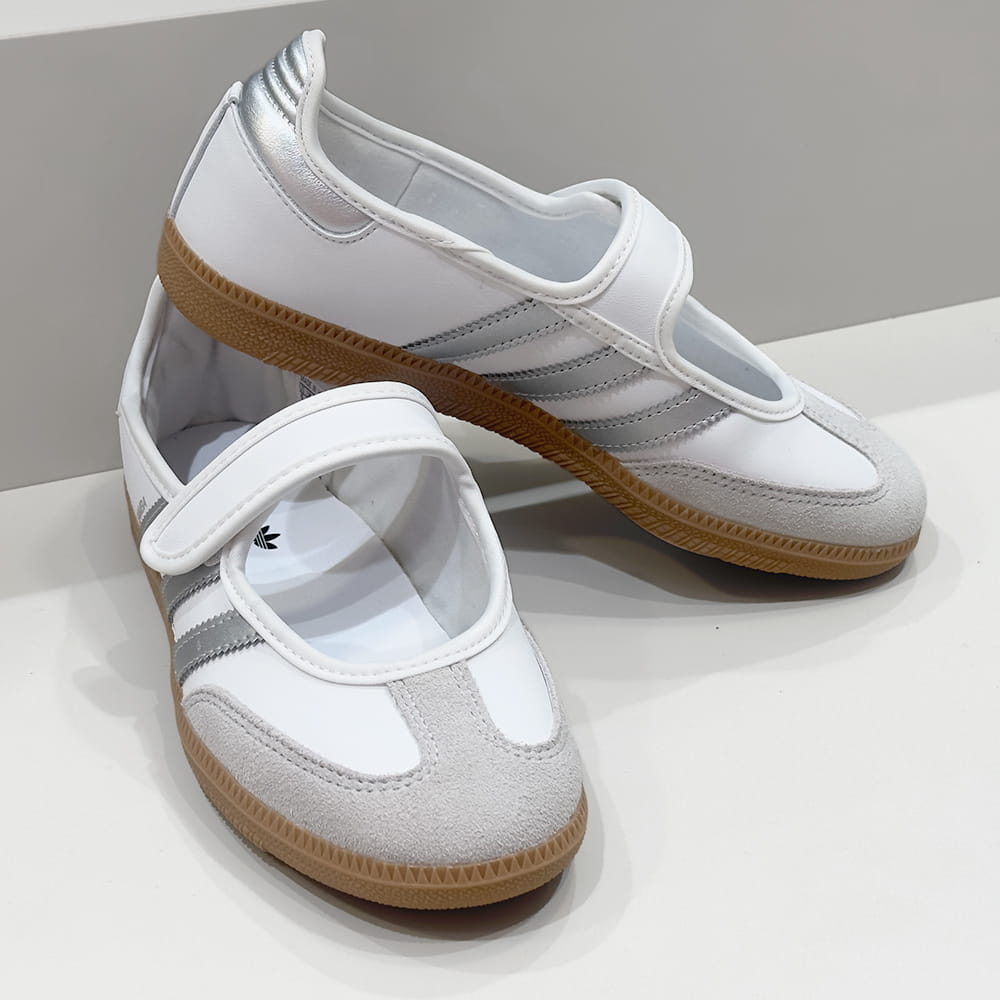 adidas originals [アディダス オリジナルス] SAMBA JANE / サンバ ジェーン 6S KJ3785 シルバー ホワイト スニーカー / クラシック / メリージェーン / トレンド / ローカット / バレエコア /