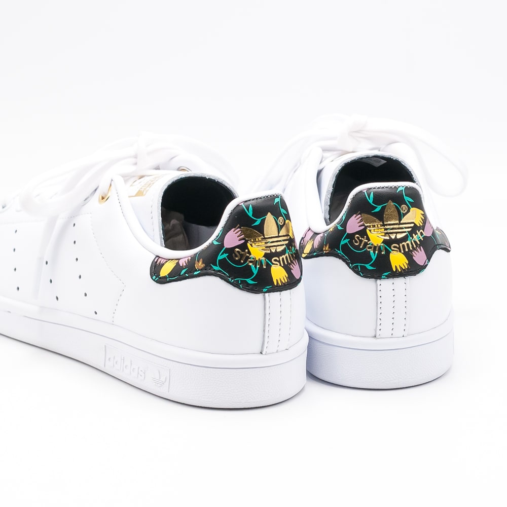 楽天市場 Adidas Originals アディダス オリジナルス Adidas Stan Smith W スタンスミスa Eh37 ホワイトスニーカー トレンド 花柄 カジュアル Carrot