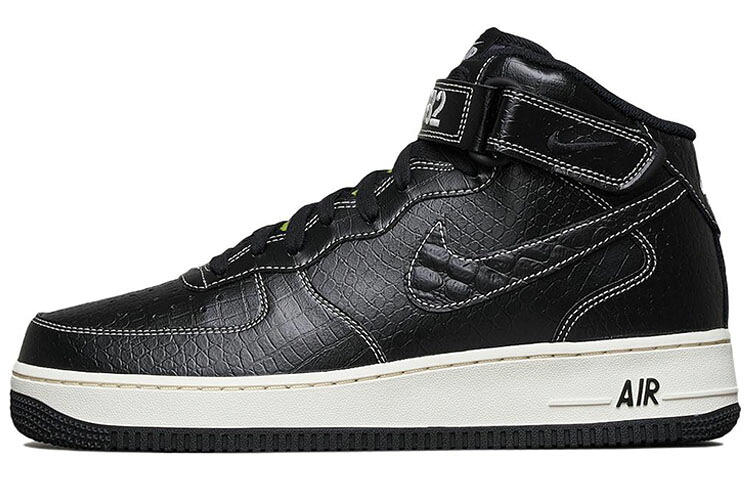 【新品・定まり品・貨物輸送無料】ナイキ Nike Air Force 1 Mid LX Our Force 1 DV1029-010 スニーカー メンズ 国内送りとどける