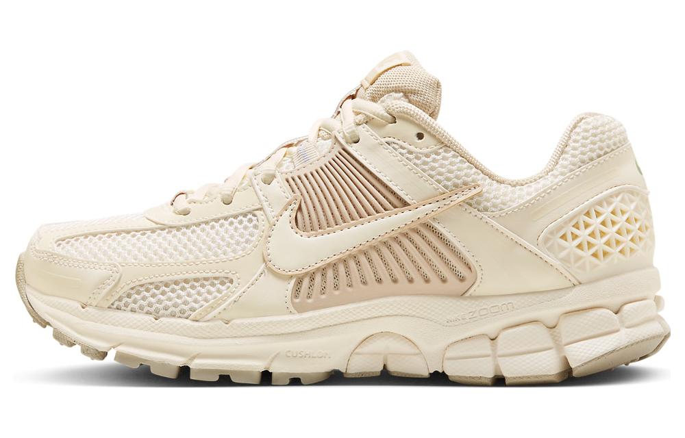 【新品・定まり品・貨物輸送無料】ナイキ Nike Zoom Vomero 5 Sail Light Orewood Brown FQ6868-111 スニーカー レディース 国内送りとどける