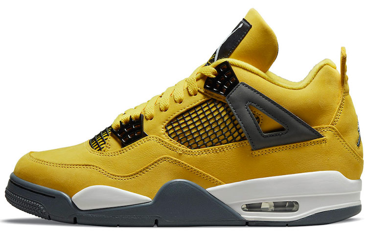 ナイキ　nikeジョーダン Jordan Air Jordan 4 Retro スニーカー ユニセックス