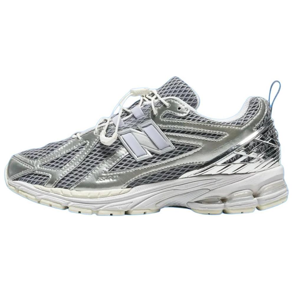 【新品・置き目品・貨物輸送無料】ニュー平衡にする New Balance 1906R The Basement Day Chrome M1906RBT スニーカー メンズ 国内送りとどける