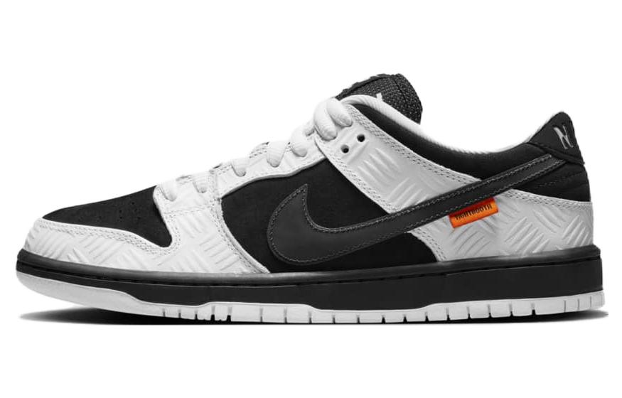 【新品・正規品・送料無料】TIGHTBOOTH × Nike Dunk SB Low コラボスニーカー ユニセックス国内発送