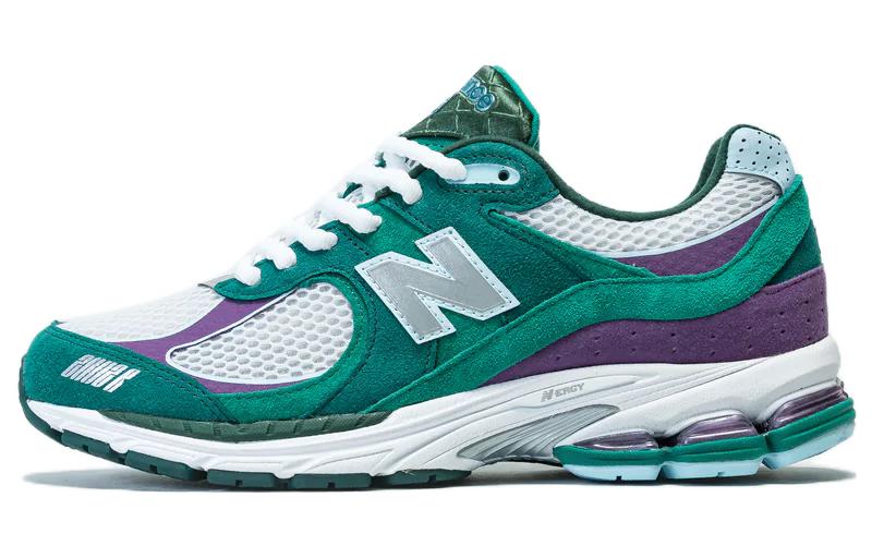 【新品・定め事品・貨物輸送無料】ニュー平衡にする New Balance 2002R Up There Backyard Legends M2002RUT スニーカー メンズ 国内送りとどける