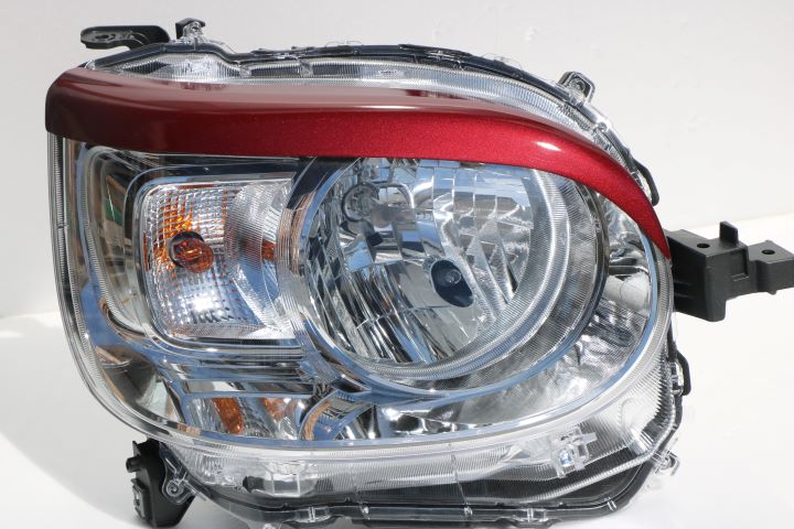ワゴンスターアイライン ムーヴキャンバス　LA850S系　R4.7～(ハロゲン用) アイライン　左右セット　※沖縄は別途送料がかかります。