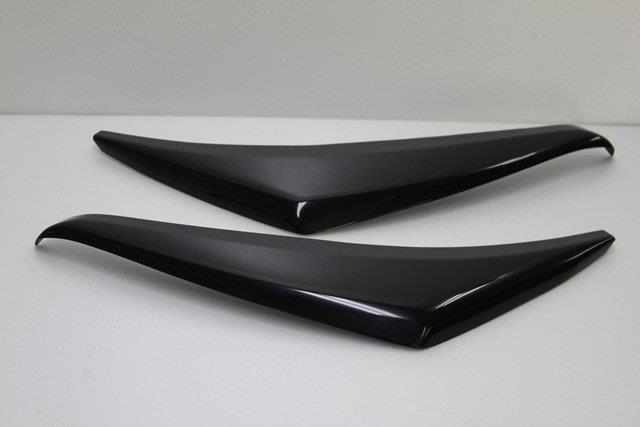 未塗装品　アイライン　左右セット ムーヴ（後期)　LA100S系　※沖縄は別途送料がかかります。