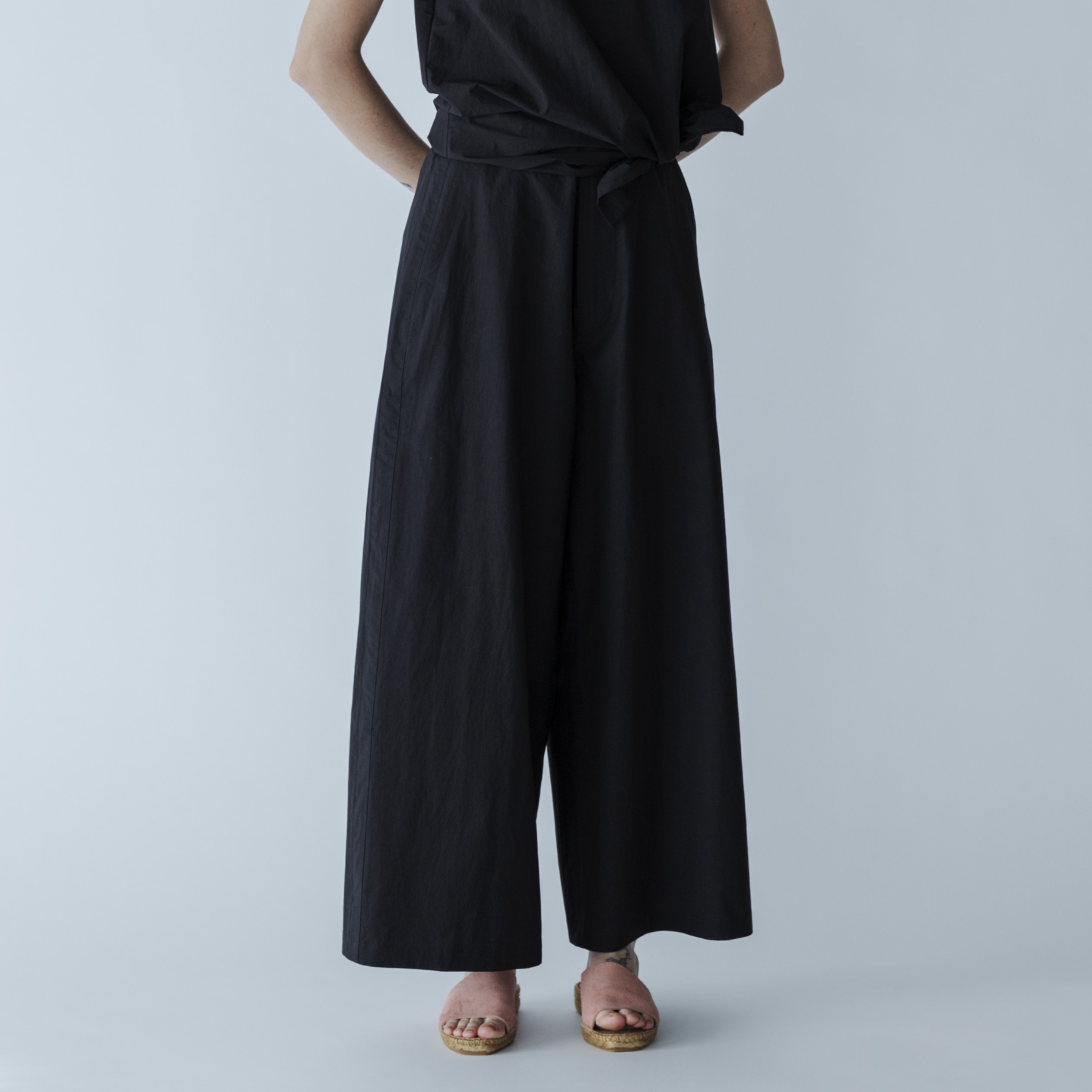 MEYAME / SIDE LINE WIDE PANTS (CHINO) BLACK メヤメ サイドラインワイドパンツ レディースファッション-パンツ-ボトムス